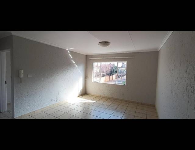 3 BEDROOM PROPERTY TO RENT IN KENLEAF